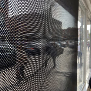 Brendiranje izloga one-way vision folijom u Beogradu